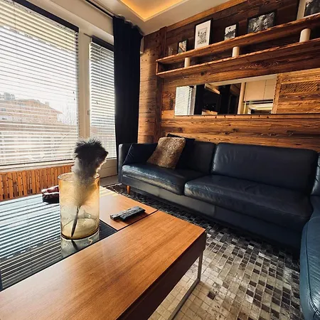 Blue Chic-escapade A Apartment *